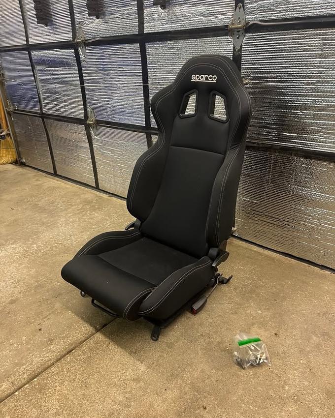 Sparco reclining seat