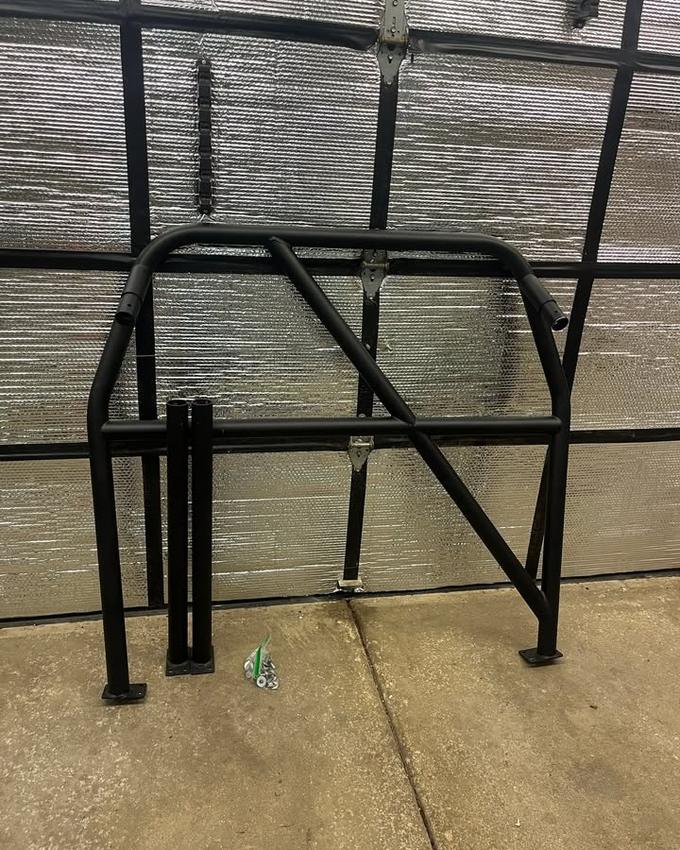 Four point bolt-in roll cage